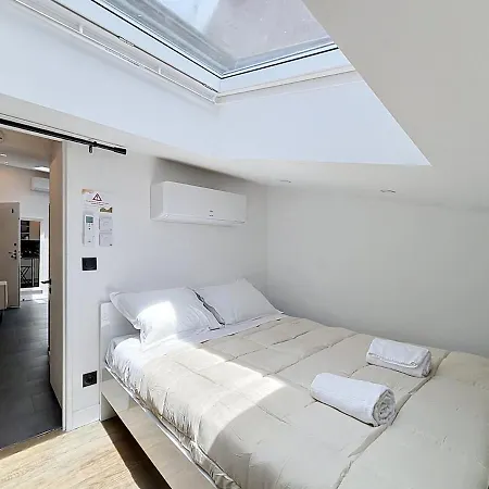 2 Climatises Montferrand 6 Voyageurs 2 Climatises Montferrand Apartment